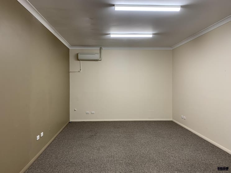Click to view all images 8 & 12/31-33 Bowra Street Urunga NSW 2455 - Image 2