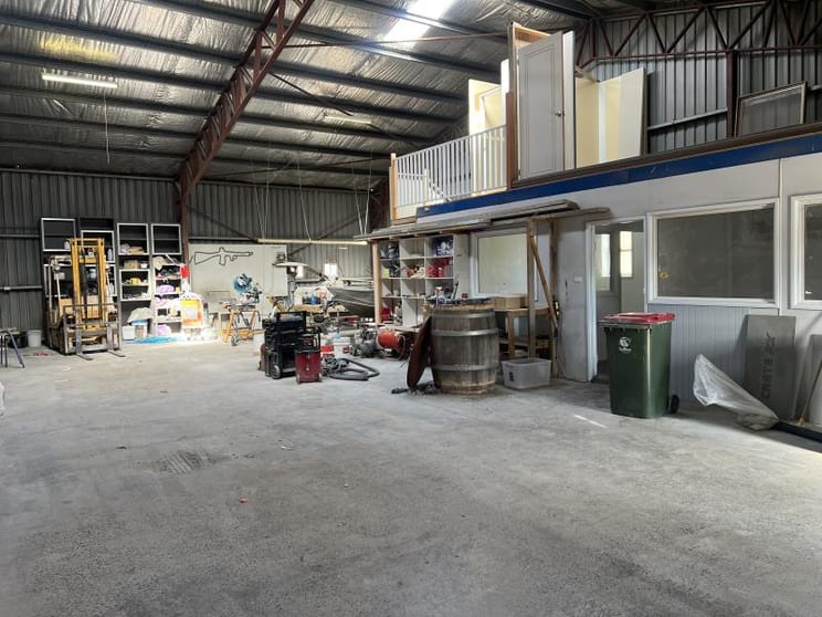 Click to view all images Lot 1/16 Leewood Drive Orange NSW 2800 - Image 3