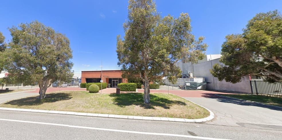 Click to view all images 41 Denninup Way Malaga WA 6090 - Image 1