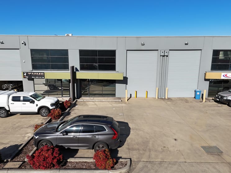 Click to view all images 5/25 Conquest Way Hallam VIC 3803 - Image 1