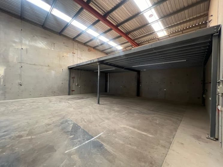 Click to view all images Unit 4/340 Hoxton Park Road Prestons NSW 2170 - Image 3