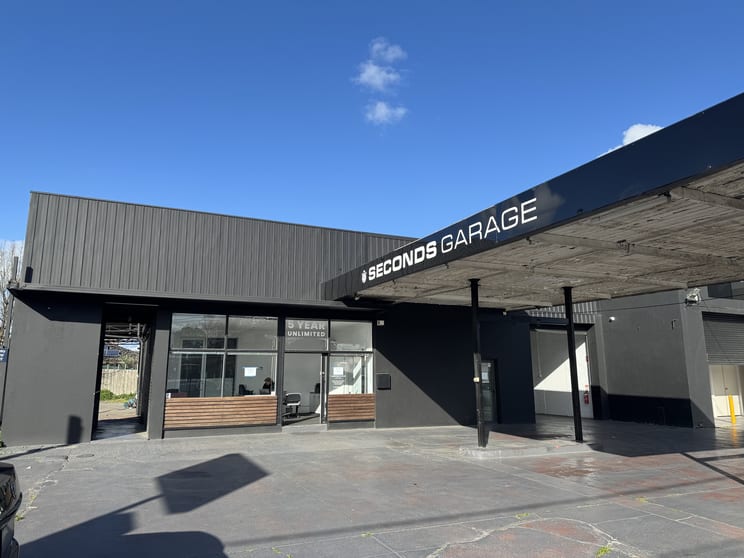 Click to view all images 155-157 Station St Fairfield VIC 3078 - Image 1