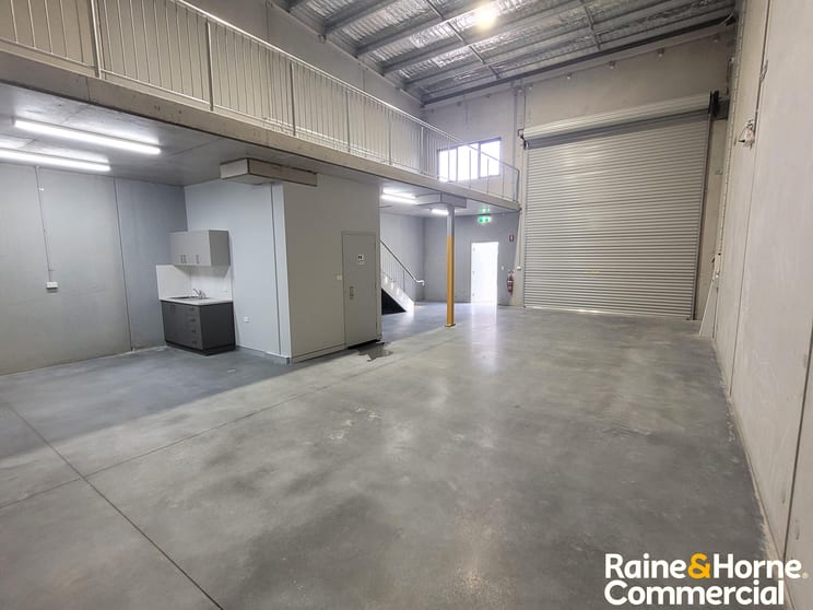 Click to view all images Unit 6/16 Drapers Road Braemar NSW 2575 - Image 3