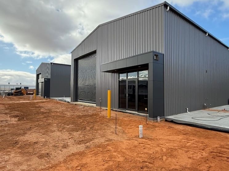 Click to view all images 56 Kauri Street Red Cliffs VIC 3496 - Image 2