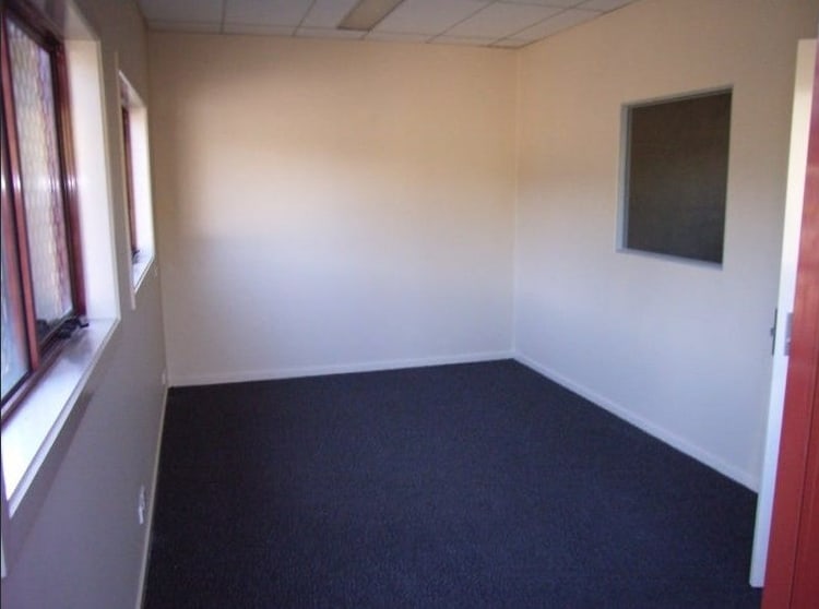 Click to view all images 15 Rodney Road North Geelong VIC 3215 - Image 2