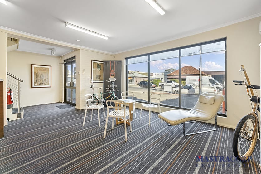 Click to view all images 11 Croydon Rd Keswick SA 5035 - Image 3