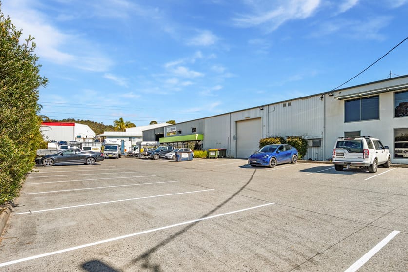 Click to view all images 76 Munibung Road Cardiff NSW 2285 - Image 2