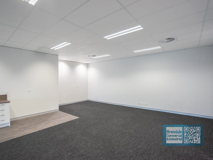 Suite 5/253 Leitchs Rd Brendale QLD 4500 - Image 2