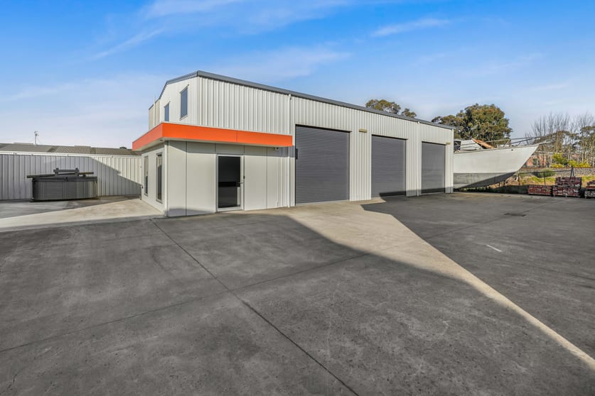 Click to view all images 3/40 Standing Drive Traralgon VIC 3844 - Image 1