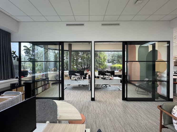 Click to view all images Suite 1A, Deakin House 50 Geils Court Deakin ACT 2600 - Image 1