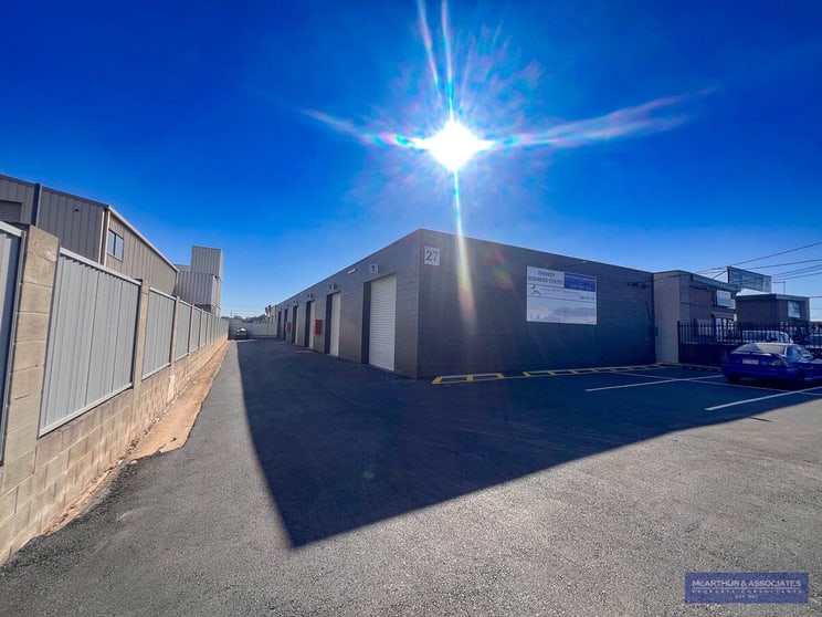 Click to view all images Clontarf QLD 4019 - Image 1