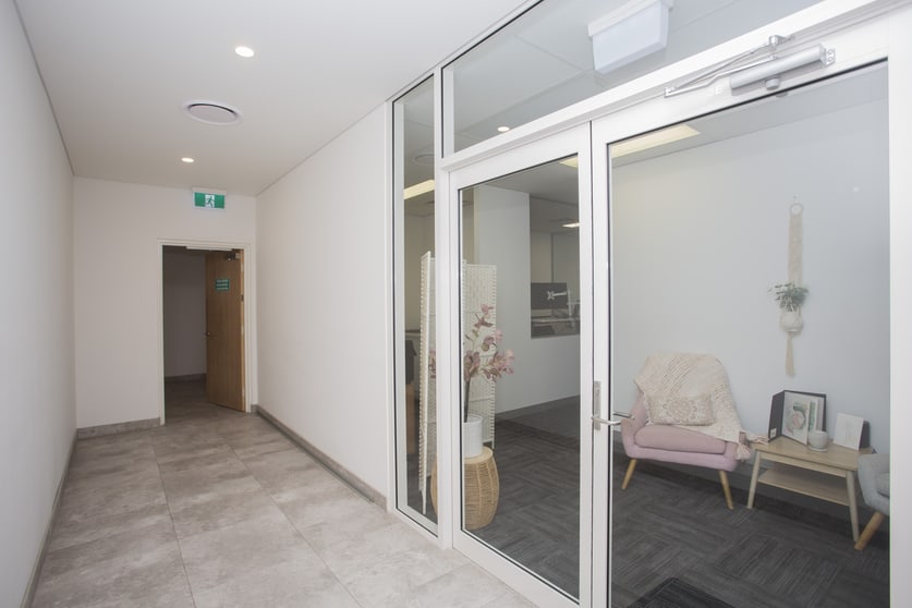 Click to view all images 2E Gemstone Boulevard Carine WA 6020 - Image 3