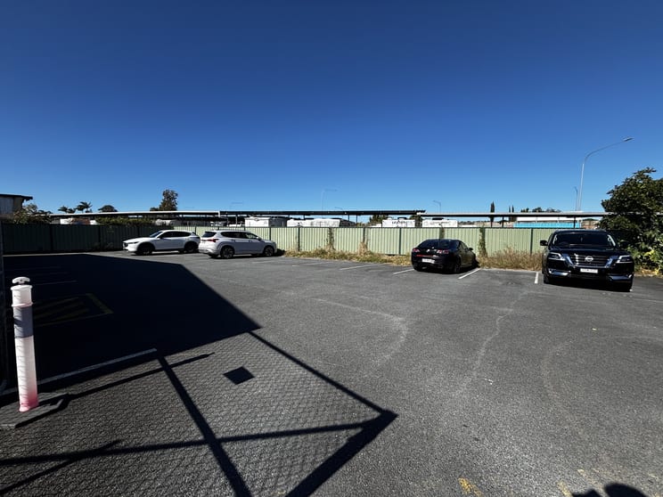 4/36 Machinery Drive Tweed Heads South NSW 2486 - Image 3