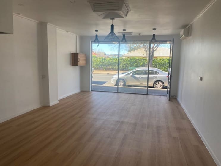 Click to view all images 42 Winston Avenue Clarence Gardens SA 5039 - Image 3