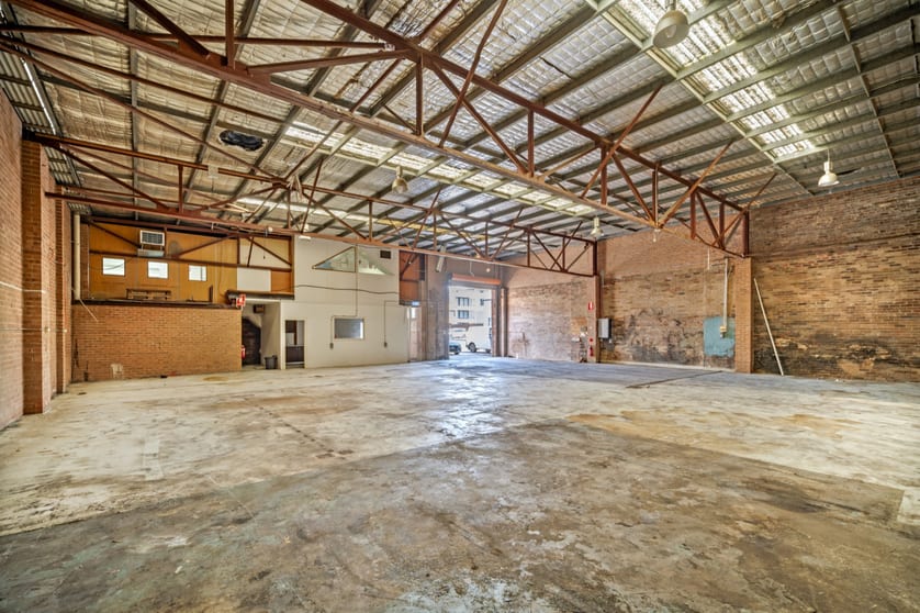 Click to view all images 1542-1551 Botany Road Botany NSW 2019 - Image 3