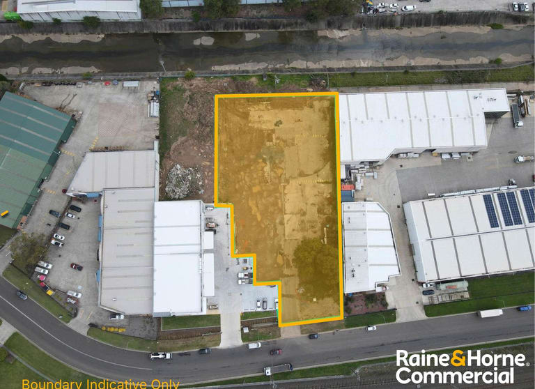 Click to view all images 10 Rose Street Campbelltown NSW 2560 - Image 1