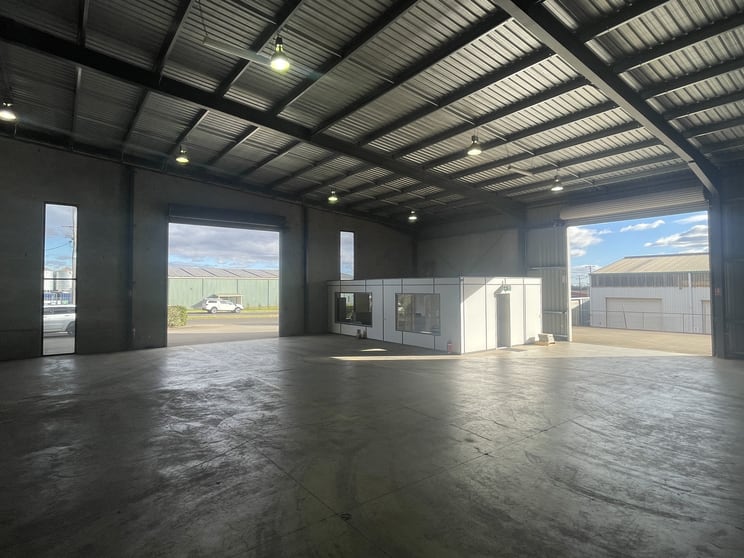 Click to view all images Unit 2/33 Carroll Street Wilsonton QLD 4350 - Image 1