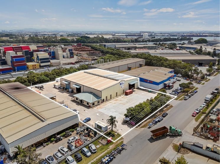 Click to view all images 30 Anton Road Hemmant QLD 4174 - Image 1