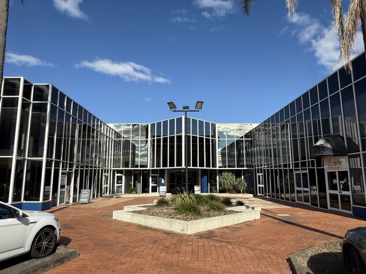 Click to view all images 19a/9-11 Lawrence Drive Nerang QLD 4211 - Image 1