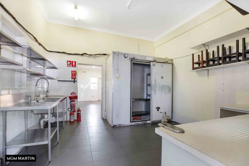 Click to view all images 830 Botany Road Mascot NSW 2020 - Image 3