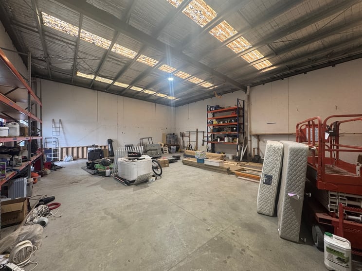 Click to view all images 21/6-7 Nicole Close Bayswater VIC 3153 - Image 3