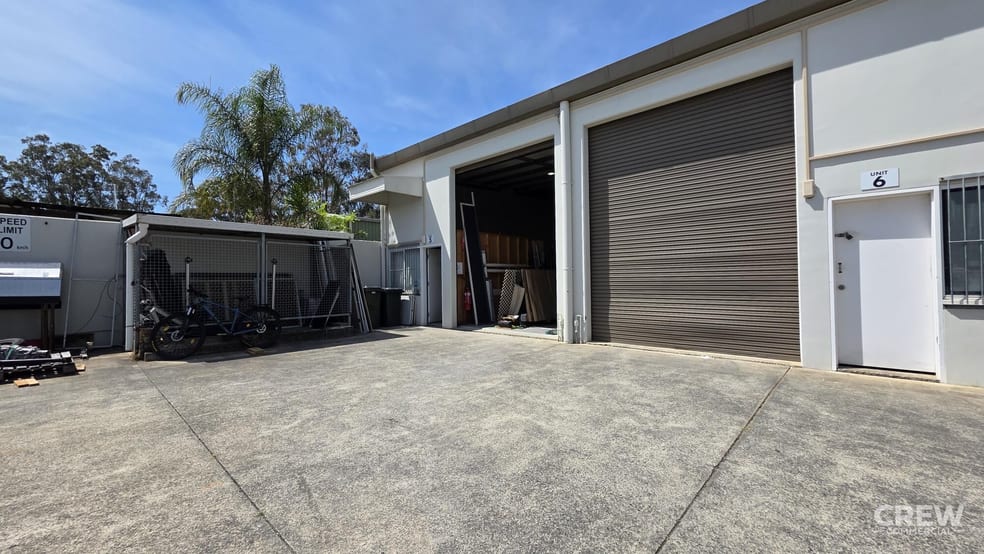 Click to view all images 5/5-7 Gordon Street Ormiston QLD 4160 - Image 2