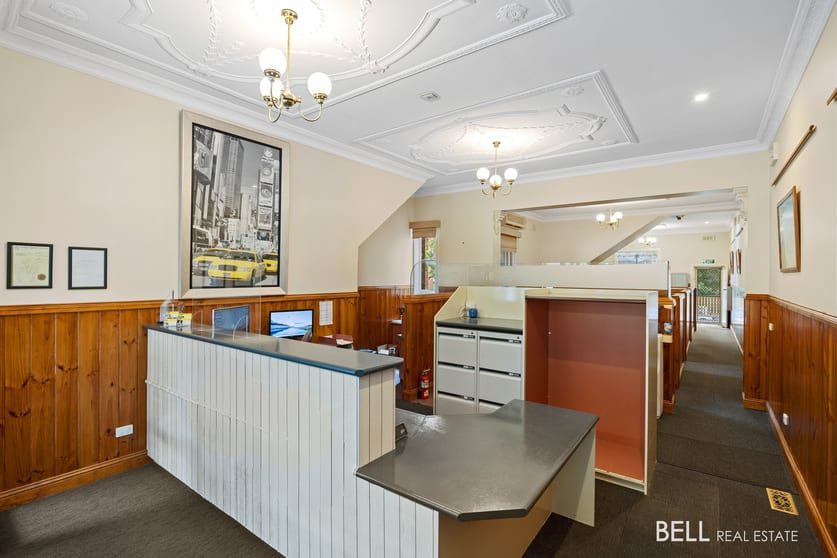 Click to view all images 3407 Warburton Highway Warburton VIC 3799 - Image 2