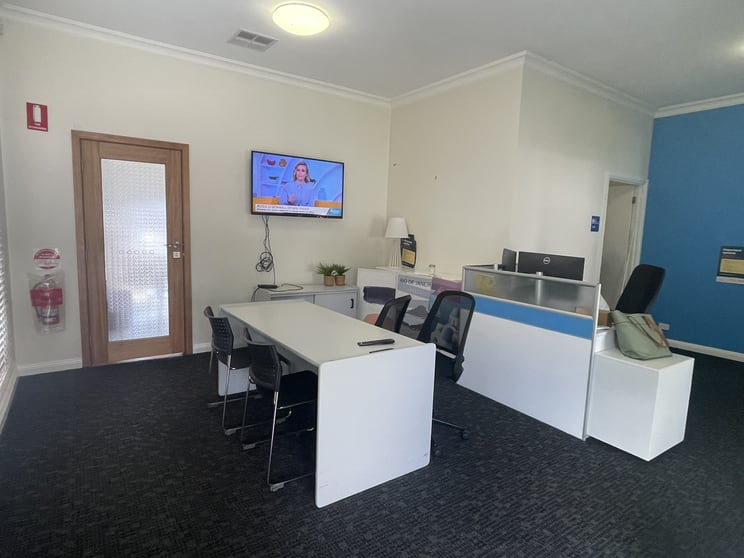 Click to view all images 49 Thomson Street Belmont VIC 3216 - Image 2