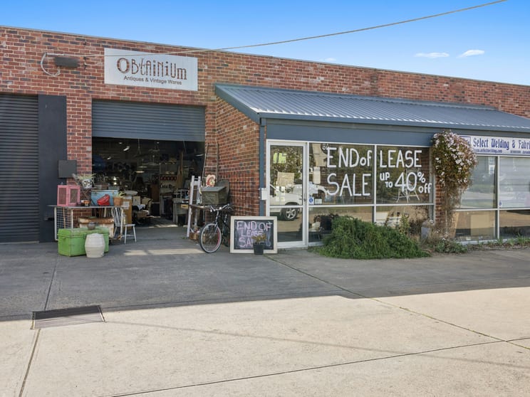 Click to view all images 2/15 Progress Street Mornington VIC 3931 - Image 2