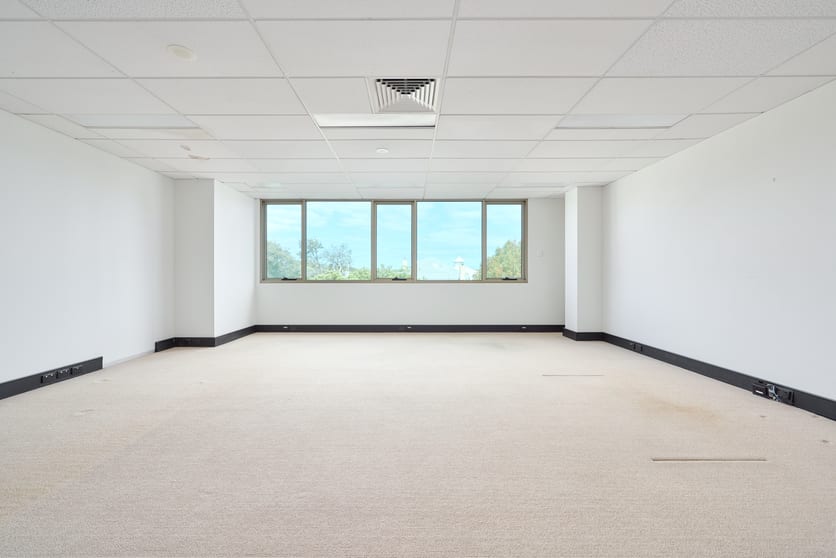Click to view all images 5 & 6/119-125 Ocean Beach Road Sorrento VIC 3943 - Image 1