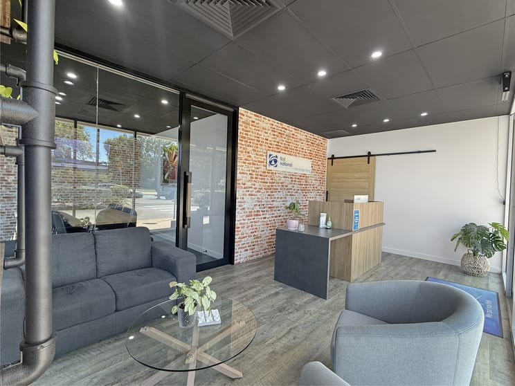 Click to view all images 12/11-19 Chancellor Village Boulevard Sippy Downs QLD 4556 - Image 2