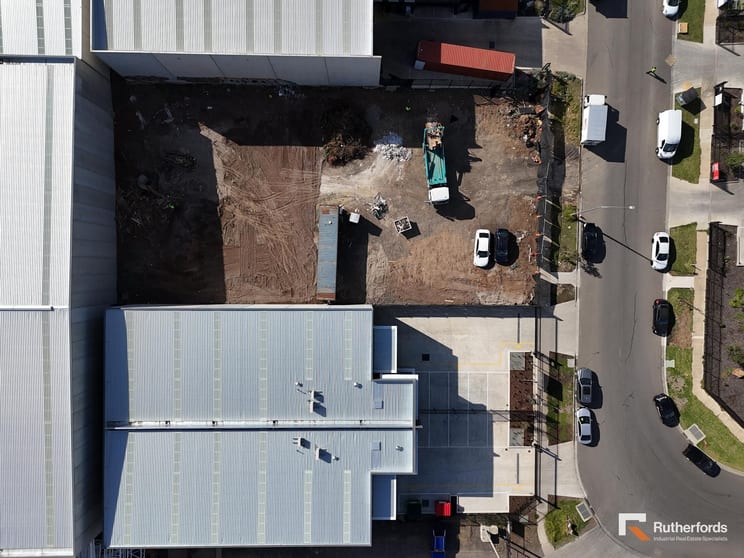 Click to view all images 73 Patch Circuit Laverton North VIC 3026 - Image 2