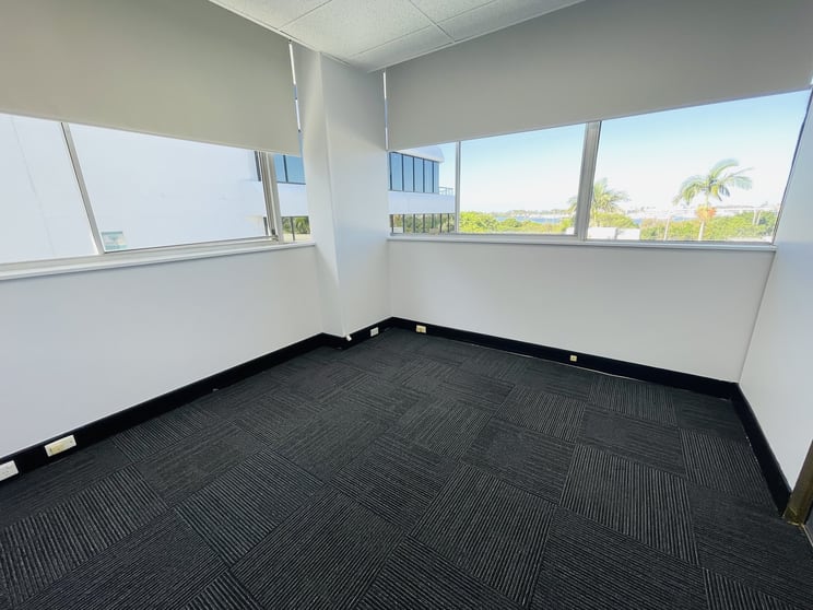 Click to view all images 3 Short Street Southport QLD 4215 - Image 3
