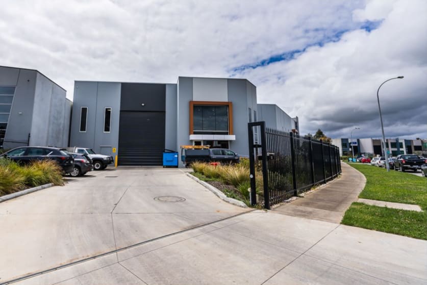 Click to view all images 1/13 Gateway Drive Carrum Downs VIC 3201 - Image 2