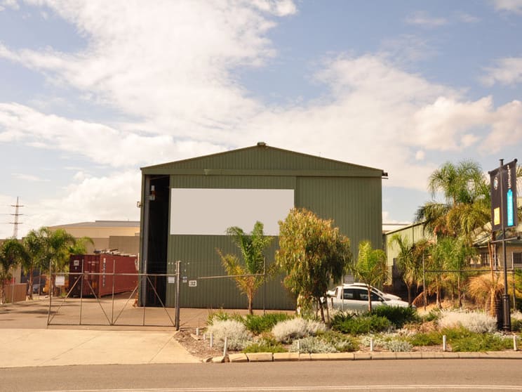 Click to view all images 32 Hope Valley Road Naval Base WA 6165 - Image 1