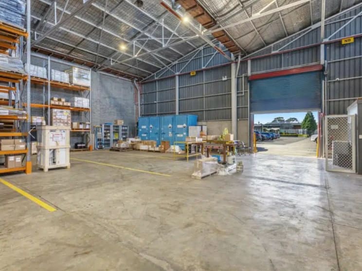 Click to view all images Seven Hills NSW 2147 - Image 3