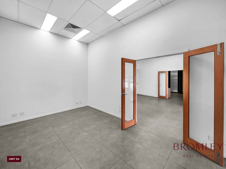 Click to view all images 5-7 Watland Street Springwood QLD 4127 - Image 3