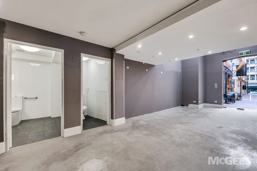 Click to view all images 19 Gilbert Place Adelaide SA 5000 - Image 3