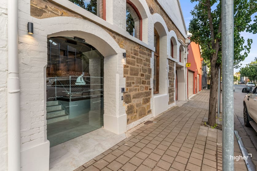 Click to view all images 8-10 Kyle Place Port Adelaide SA 5015 - Image 3