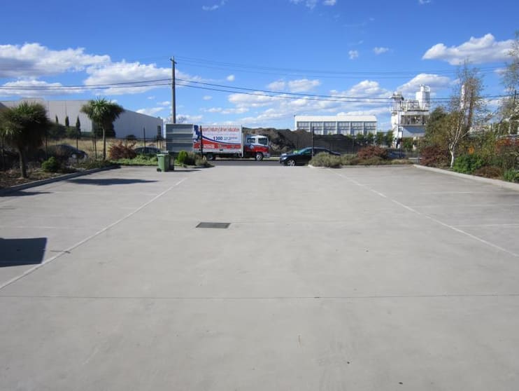 Click to view all images 117 Freight Drive Somerton VIC 3062 - Image 3