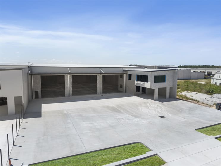 Click to view all images 17 Barr Road Caboolture QLD 4510 - Image 2