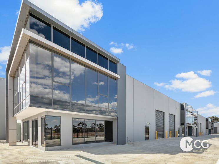Click to view all images 37-39 Trevi Crescent Tullamarine VIC 3043 - Image 1