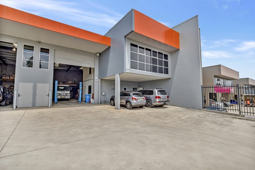 Click to view all images Unit 1/3-11 Hallmark Street Pendle Hill NSW 2145 - Image 1