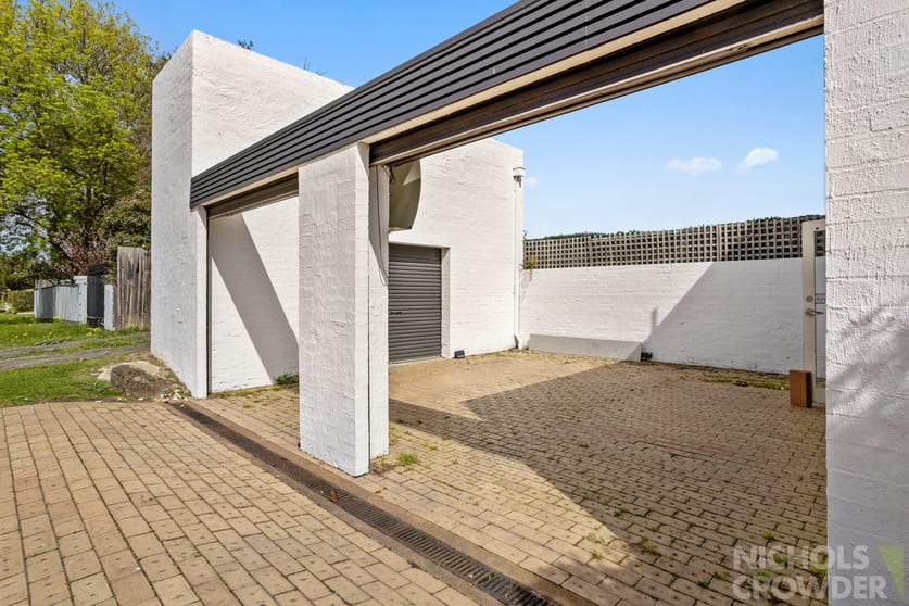 Click to view all images 1703 Point Nepean Road Rosebud VIC 3939 - Image 2
