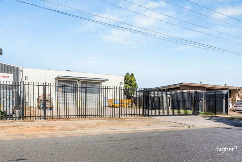 13 Production Road Wingfield SA 5013 - Image 1