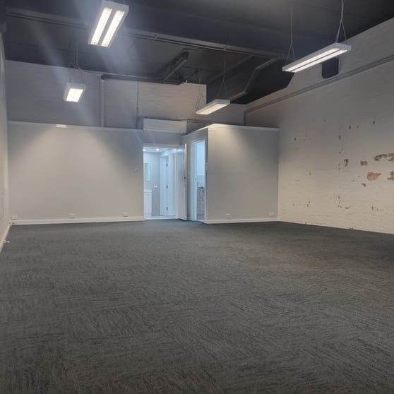 Click to view all images 1/950 Mt Alexander Rd Essendon VIC 3040 - Image 3