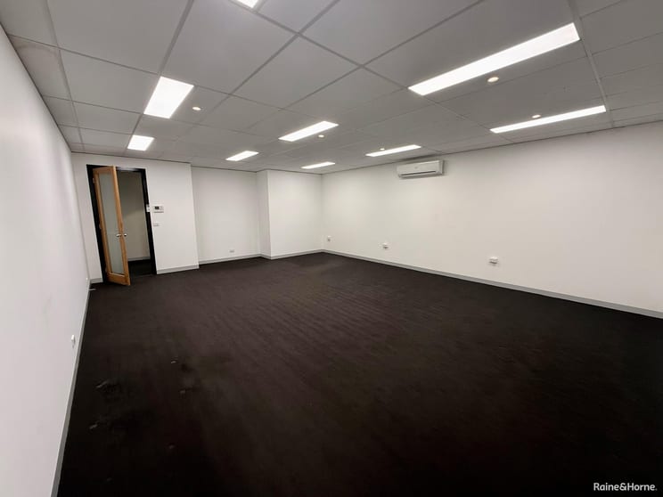 Click to view all images Suite 4/14 Brook St Sunbury VIC 3429 - Image 3