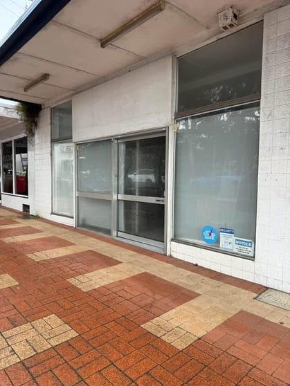 Click to view all images Vales Road Mannering Park NSW 2259 - Image 1