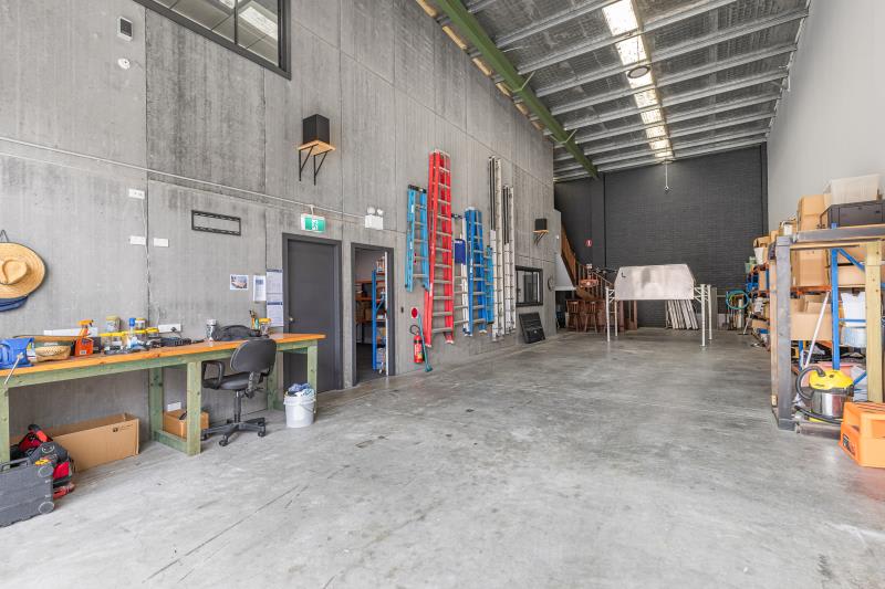 Click to view all images Unit 3/27 Crescent Road Waratah NSW 2298 - Image 2