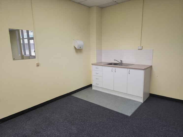 Click to view all images 165 Bazaar Maryborough QLD 4650 - Image 2
